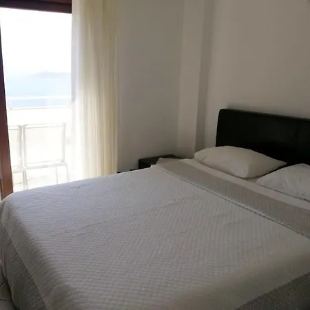 Seaview Luxury Apartmán *